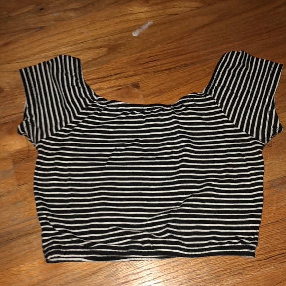 Striped crop top - Picture 2 of 2